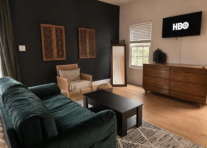 Historic 4Br Home Game Room, Pool Table, Fire Pit